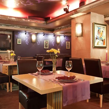 Hotel Saint George & Medical