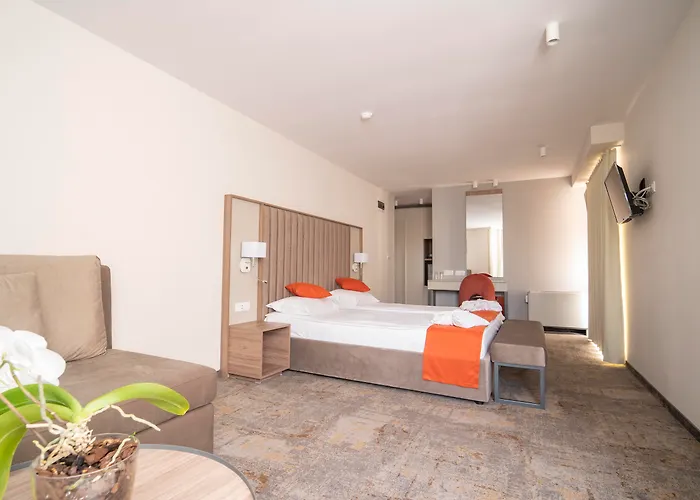 Saint George & Medical Hotel