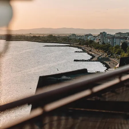 Saint George & Medical Otel